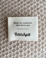 "MADE BY SOMEONE WHO LOVES ME"-LABEL