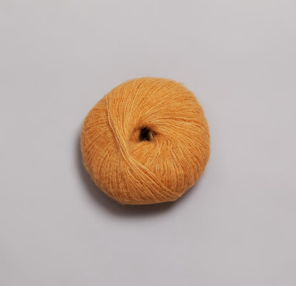 UTGÅTT 7255 Sennepsgul -	Alpaca Silk