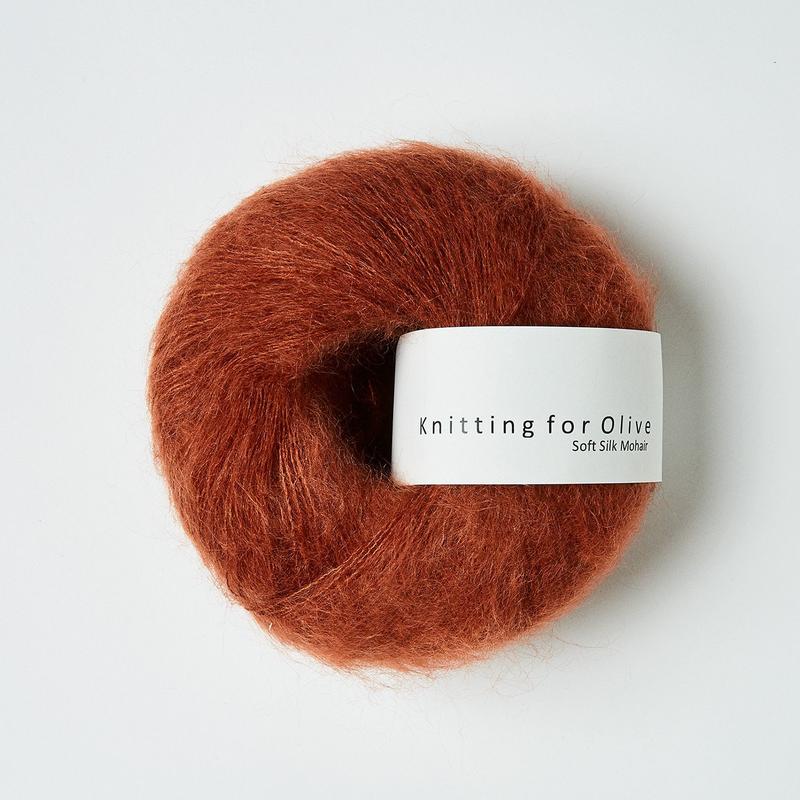 Støvet Rødkælk -	Soft Silk Mohair