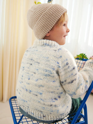 2401 - Mykt til barn - Nr. 5 DEBUTANT SWEATER JUNIOR - Papir - Sandnes garn - Garntopia